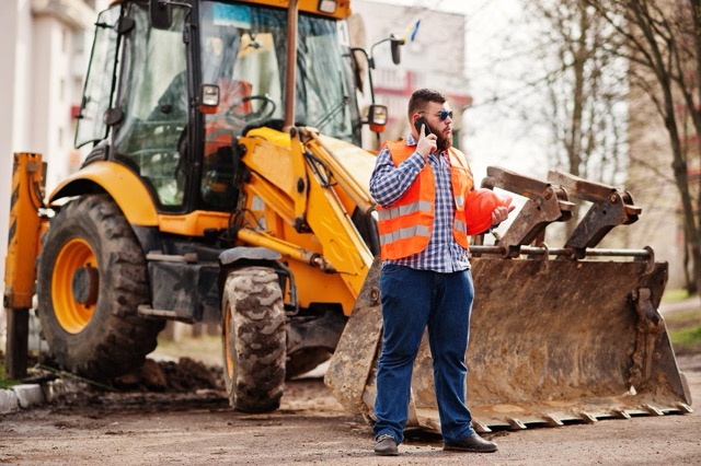 Znajomość podstaw mechaniki i hydrauliki
